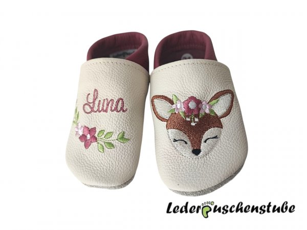 Lederpuschen creme-altrosa mit Namen altrosa Ranke 3 altrosa rosa hellgrün und Boho Reh